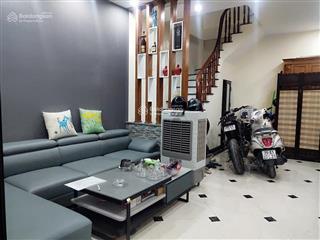 Bán nhà triều khúc 30 m2, 4 tầng, 3 phòng ngủ, ngõ rộng, gần ô tô, giá 5,6 tỷ.  0986 715 ***