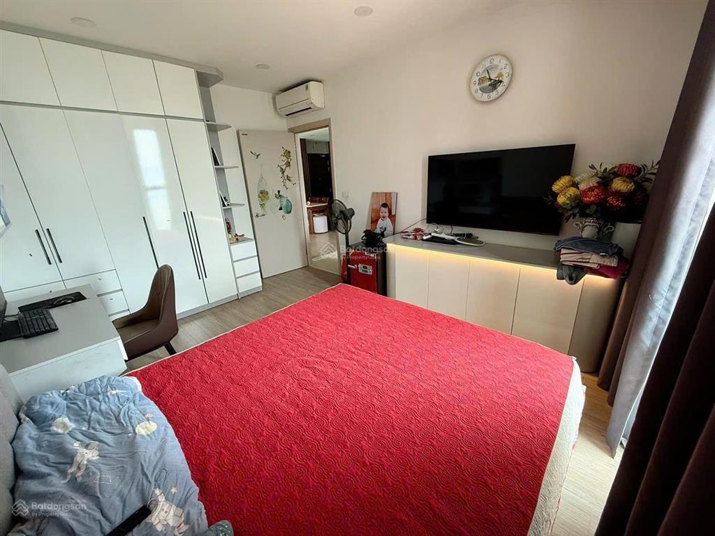 Bán căn hộ tầng trung c14 bộ công an, 108m2, 3 ngủ. 2 vs. giá 7.3 tỷ