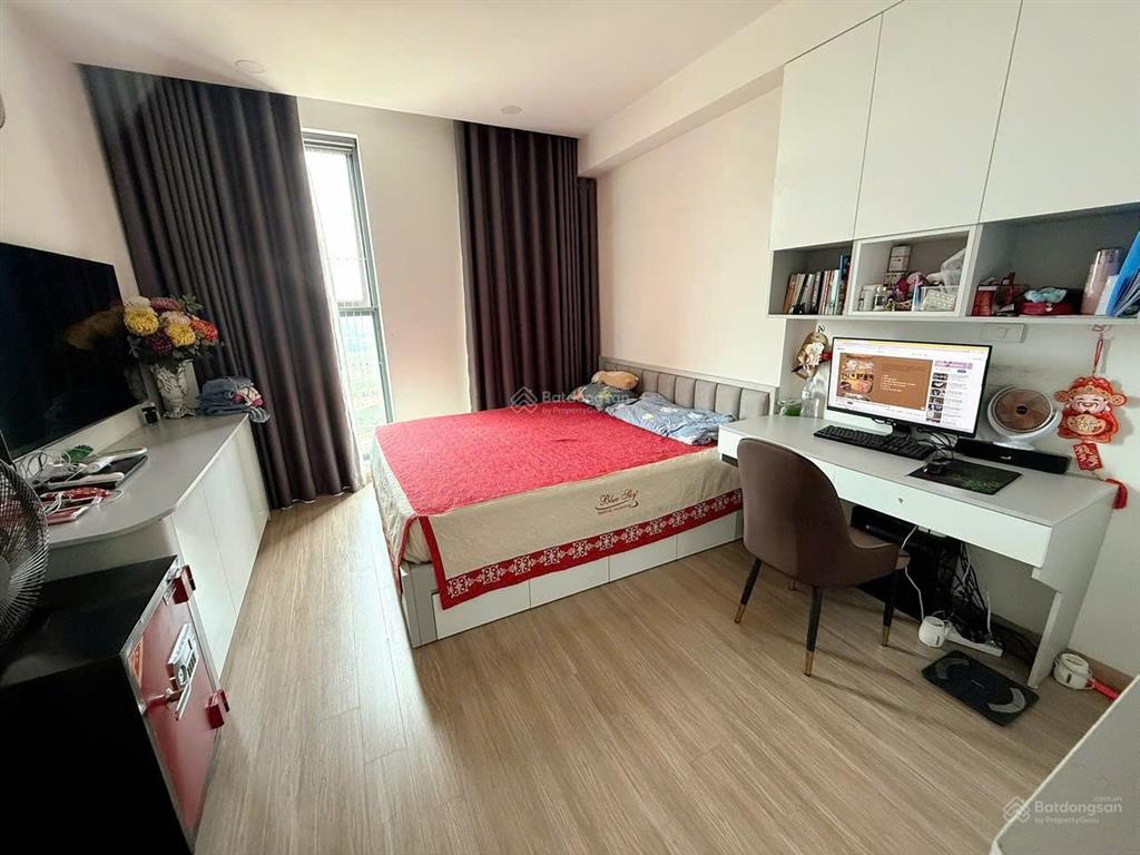 Bán căn hộ tầng trung c14 bộ công an, 108m2, 3 ngủ. 2 vs. giá 7.3 tỷ