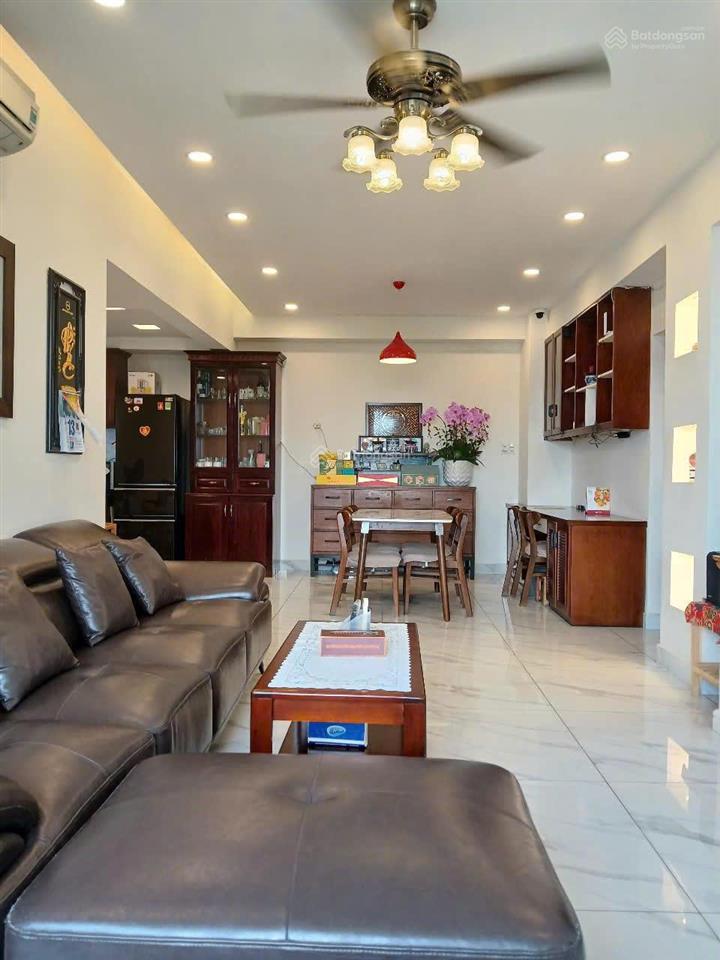 Tin thật 100% bán gấp grand view 118m2 lầu cao, 3pn đều view sông giá 9,999 tỷ  3pn  0904 044 ***