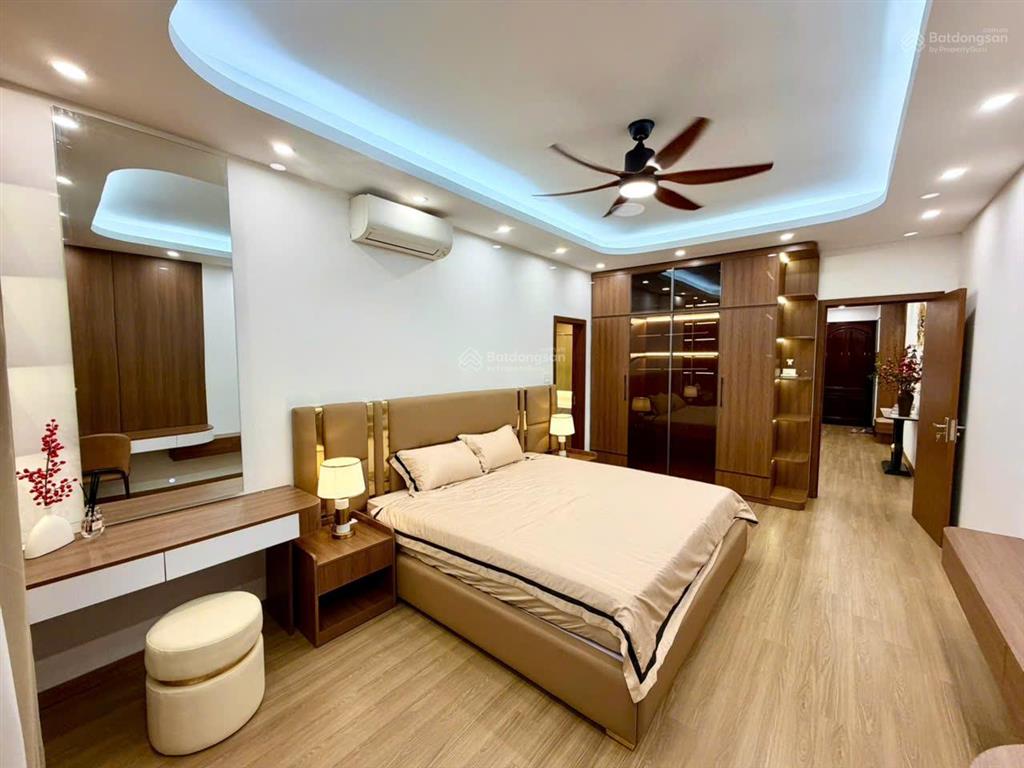 Duy nhất! chính chủ bán căn hộ lô góc 120m2 3pn full nội thất mới hoàn thiện đường hoàng đạo thúy