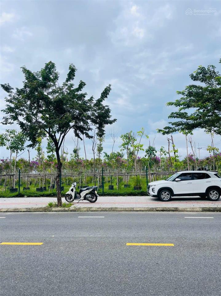 Bán đất lê sỹ dt 125m2  ngang 6m  giá 7 tỷ 9