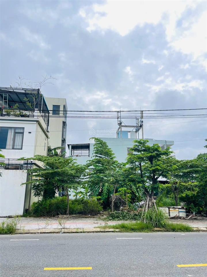 Bán đất lê sỹ dt 125m2  ngang 6m  giá 7 tỷ 9