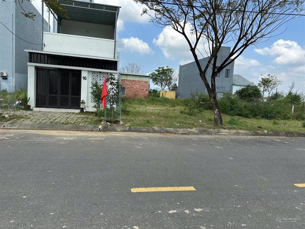 Bán đất trục chính đường 10m5 khu bá tùng hoà quý hướng đông
