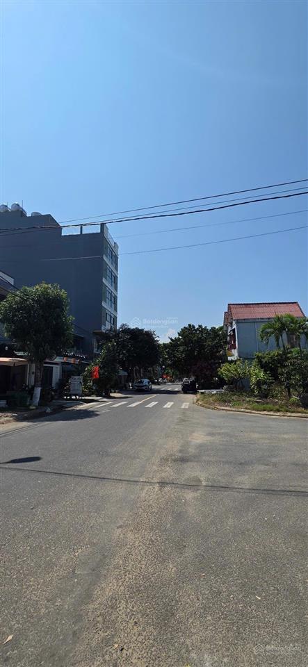 Bán đất đường 7m5 nguyễn minh châu làng đại học