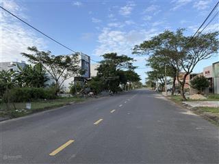 Bán lô góc 2 mặt tiền đường 10m5 khu bá tùng 3
