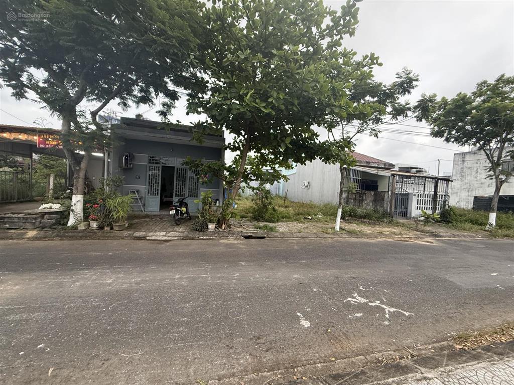 Bán đất view công viên khu tái định cư đất biển tân trà