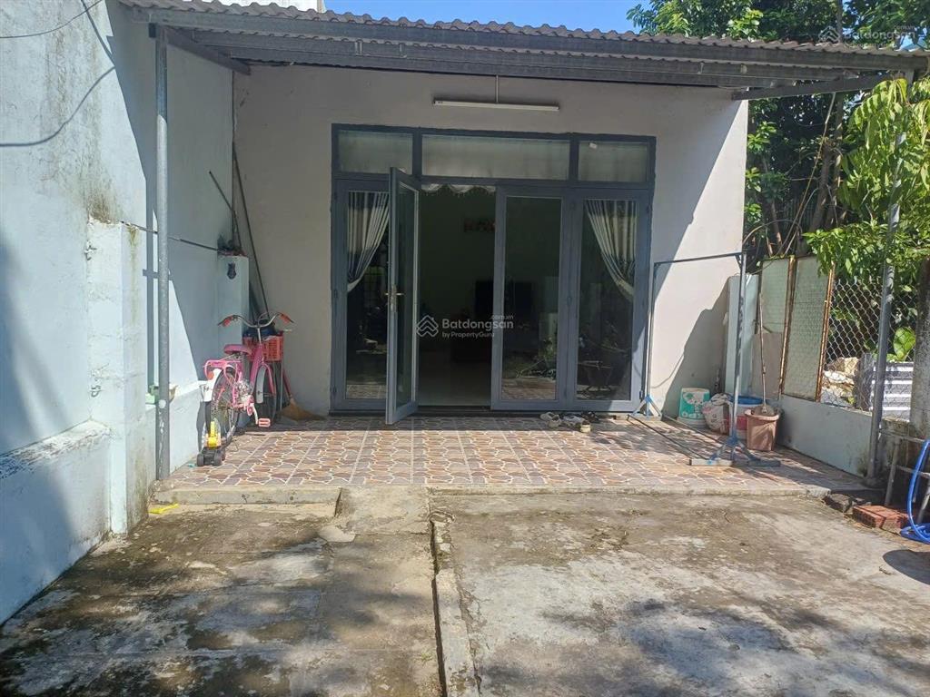Bán đất tặng nhà cấp 4 hướng đông nam khu bá tùng 1