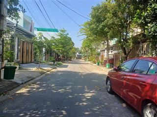 Bán đất tặng nhà cấp 4 hướng đông nam khu bá tùng 1