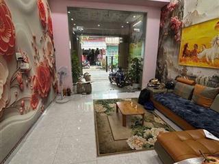 Mặt tiền tiền lân 12 bà điểm  nhà 4 tầng btct đường 8m giá chỉ 6,6 tỷ