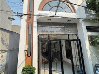 Nhà mới đường xe tải gần chợ thới tứ , hóc môn  1.95 tỷ