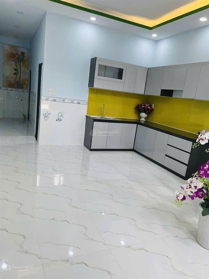 Nhà mặt tiền kinh doanh ttt12 bis  đường nhựa 12m2  67m2  giá 2.95 tỷ