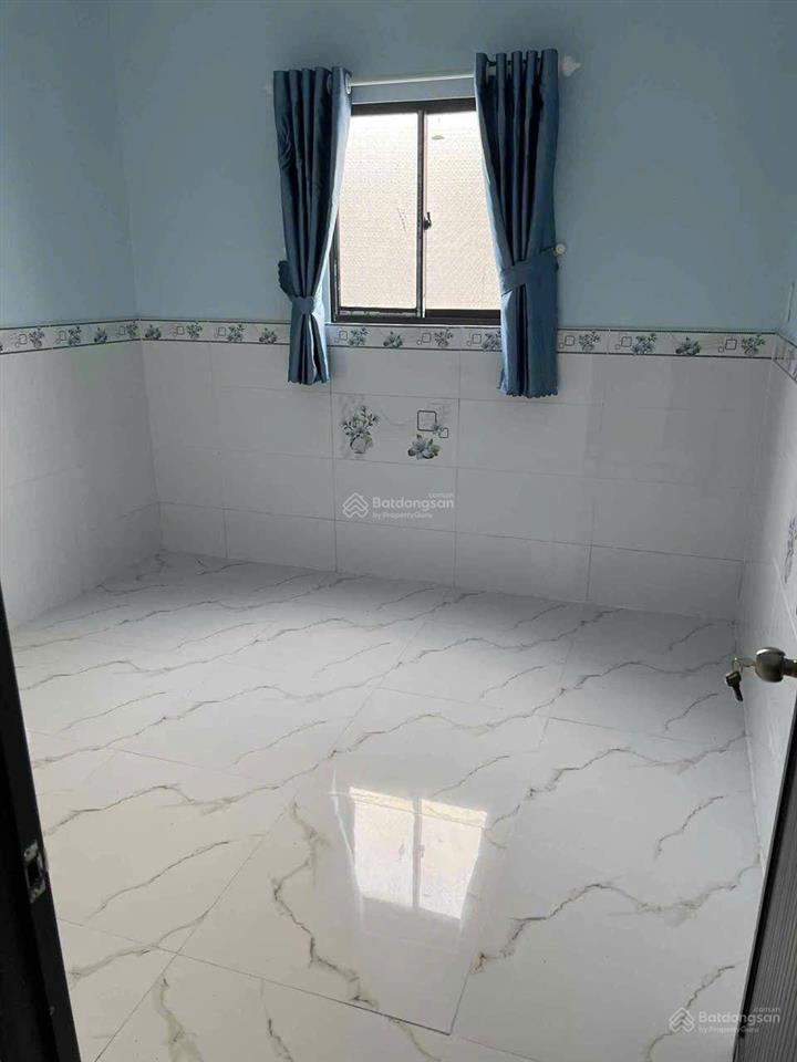 Nhà mặt tiền kinh doanh ttt12 bis  đường nhựa 12m2  67m2  giá 2.95 tỷ