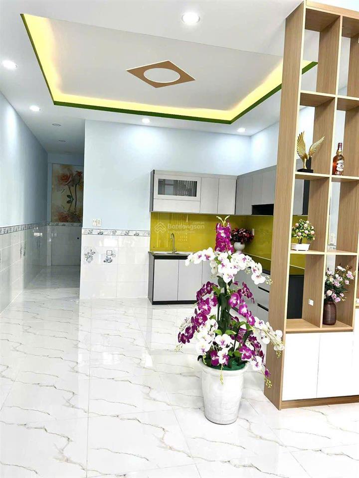 Nhà mặt tiền kinh doanh ttt12 bis  đường nhựa 12m2  67m2  giá 2.95 tỷ