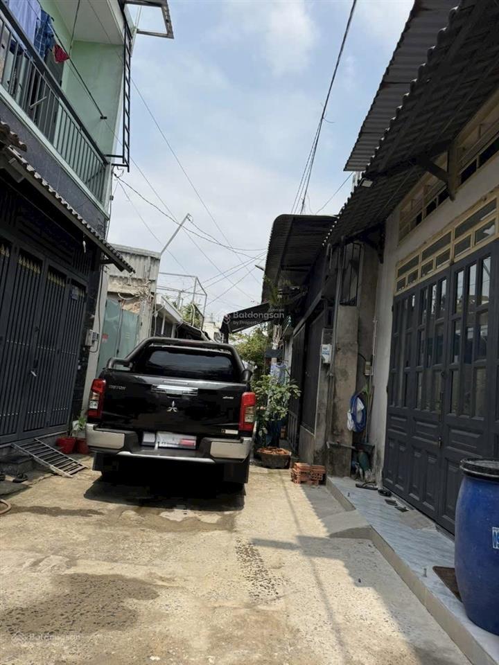 Bán nhà 1/ huỳnh thị na gần ngã 3 đông quang  hẻm xe ô tô  giá 2.75 tỷ