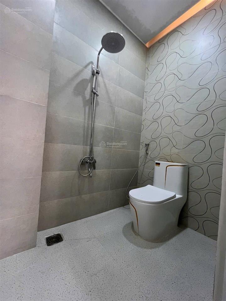 Bán nhà 1/ huỳnh thị na gần ngã 3 đông quang  hẻm xe ô tô  giá 2.75 tỷ