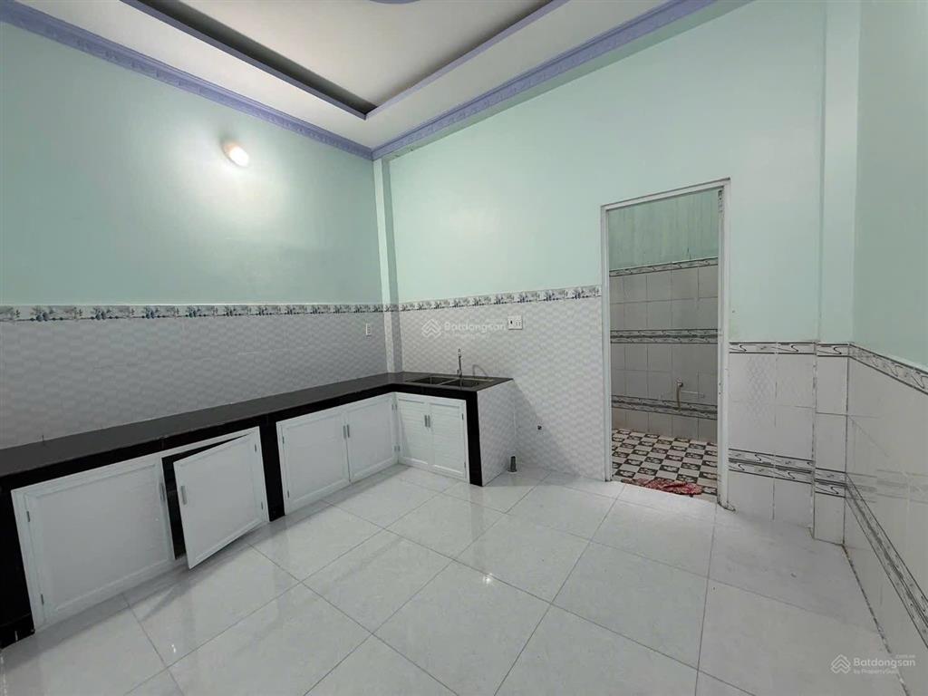 Nhà bà điểm gần chợ đầu mối hóc môn  hẻm oto  64m2  giá 3.55 tỷ