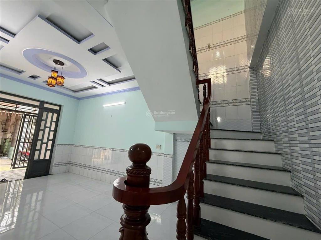 Nhà bà điểm gần chợ đầu mối hóc môn  hẻm oto  64m2  giá 3.55 tỷ