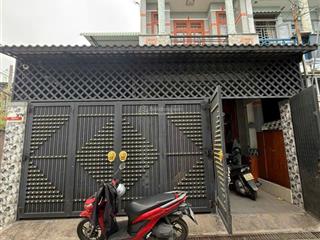 5.5 tỷ  hẻm 5m  lô gốc 2 mặt tiền  full thổ cư gần chợ hóc môn