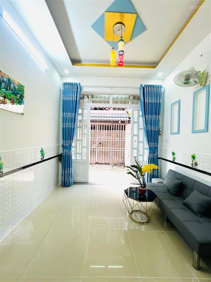 1.65 tỷ  nhà 2 tầng shc  hẻm ô tô  ấp 3 bà điểm hóc môn