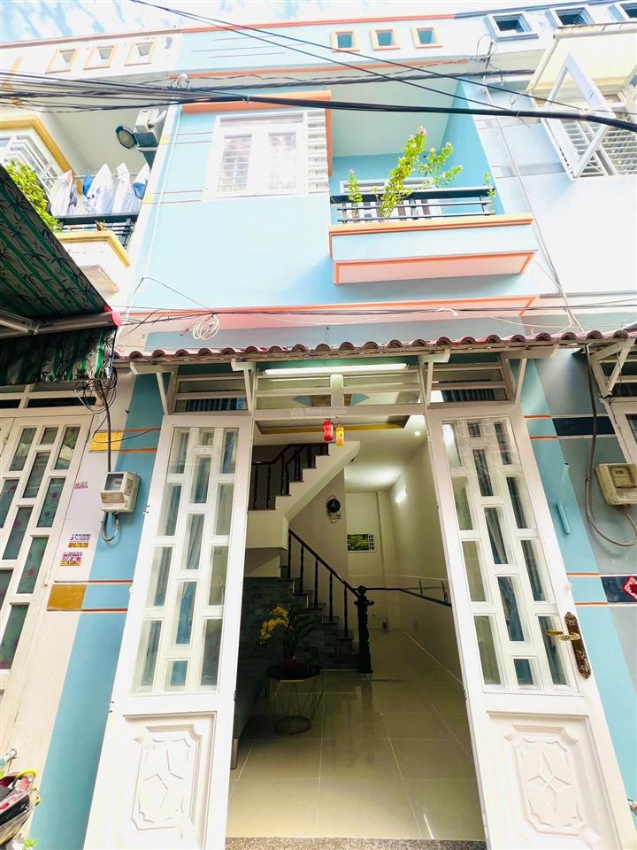 1.65 tỷ  nhà 2 tầng shc  hẻm ô tô  ấp 3 bà điểm hóc môn
