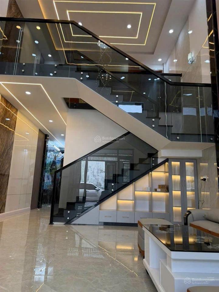 4 tỷ 390 triệu  hẻm ô tô thông  shr  thới tam thôn ngay ngã 5 tam đông, chùa hang  hóc môn