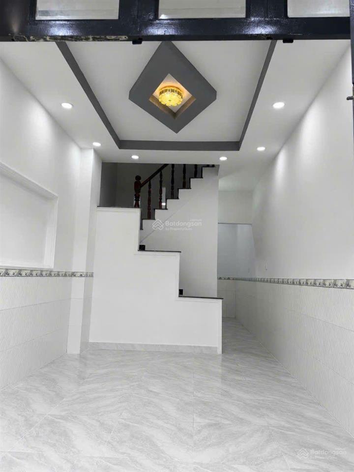 Nhà 1 sẹc nguyễn thị sáng  gần ngã ba đông quan chỉ 1 tỷ 560
