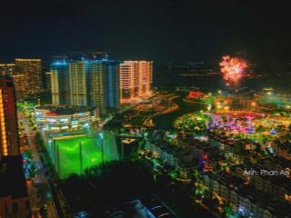 Siêu rẻ  3pn, 97m2  bán 6tỷ650 bao hết. view xem pháo hoa, hướng mát tầng 12. mới 100%
