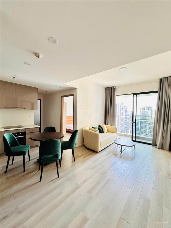 Bán 2pn  mcp tòa c sát vincom giá 4.799ty full nội thất cao cấp.