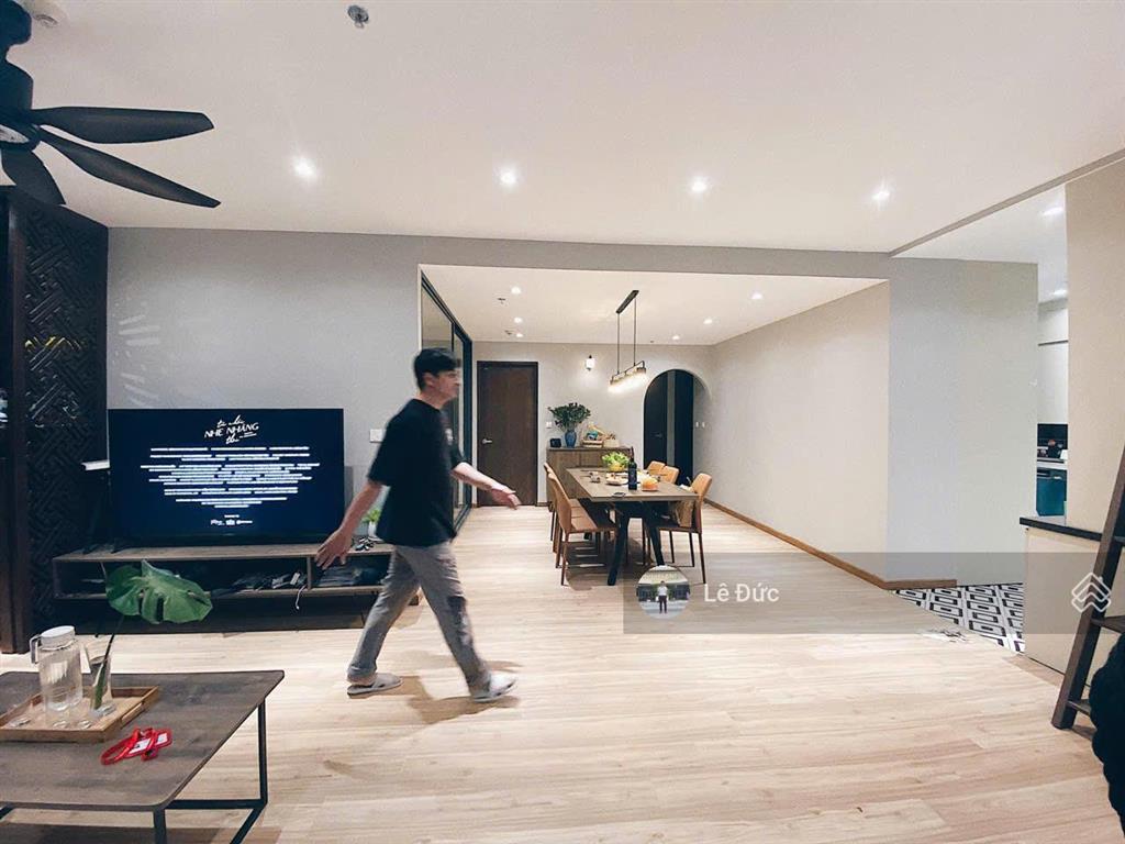 Cc bán nhanh ch 3pn 130m2 view hồ căn góc tòa n03t3   0924 691 ***