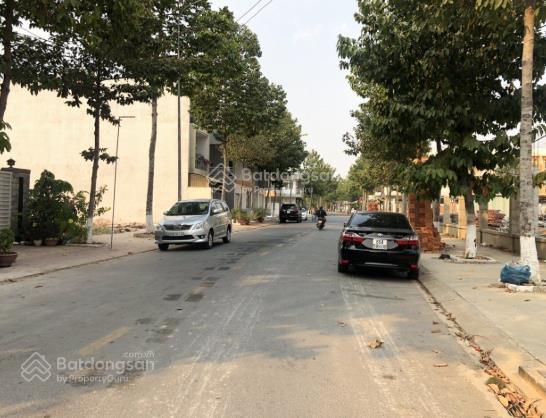 Bán nhà kdc hiệp thành 3  thủ dầu một nhà mới xây ở ngay  0902 341 ***