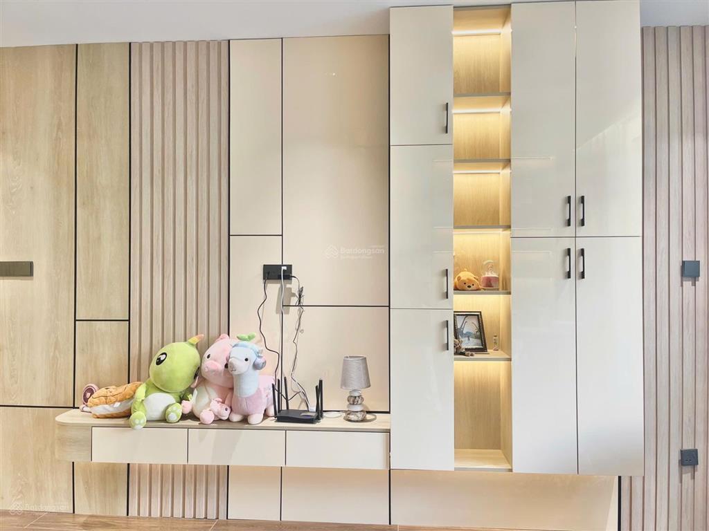 Cho thuê nhà phố midori park haruka, giá 40tr/tháng, 4pn, 5wc, đầy đủ nội thất, có thang máy