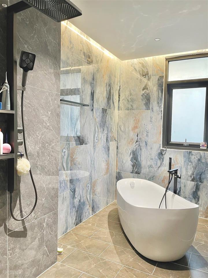 Cho thuê nhà phố midori park haruka, giá 40tr/tháng, 4pn, 5wc, đầy đủ nội thất, có thang máy