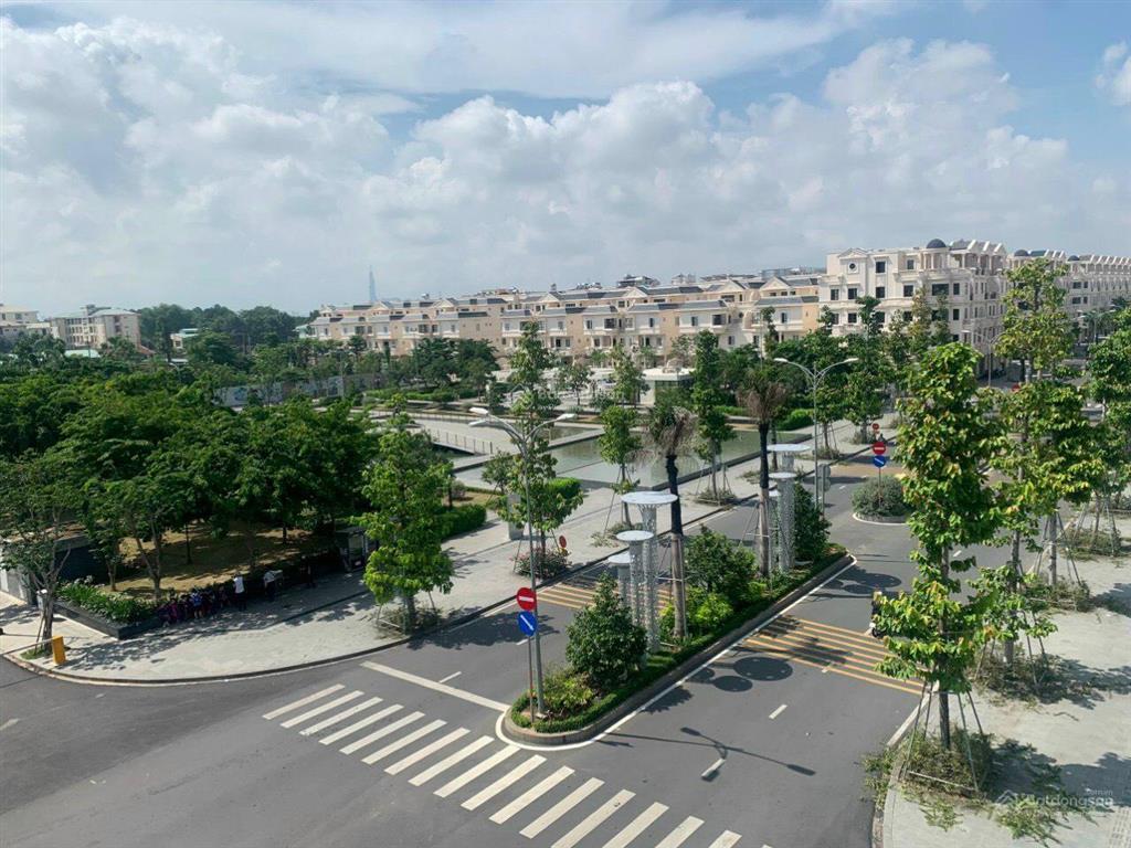 Cặp nhà phố thương mại biểu tượng dự án cityland park hill có thang máy giá chỉ 60 tỷ