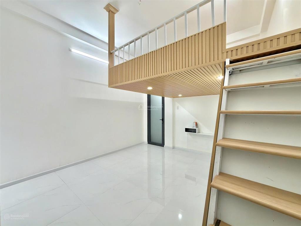 Mở bán tòa căn hộ dv  cỗ máy in tiền 850tr/năm,  a toàn 0977 178 ***