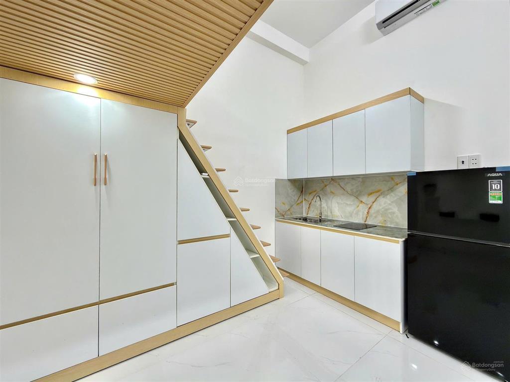 Mở bán tòa căn hộ dv  cỗ máy in tiền 850tr/năm,  a toàn 0977 178 ***