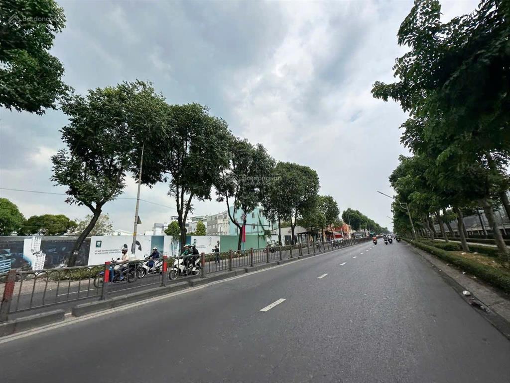 Deal hời tháng 8, nhanh mới kịp tòa chdv 1000m2 quang trung gv, dòng tiền 9%/năm