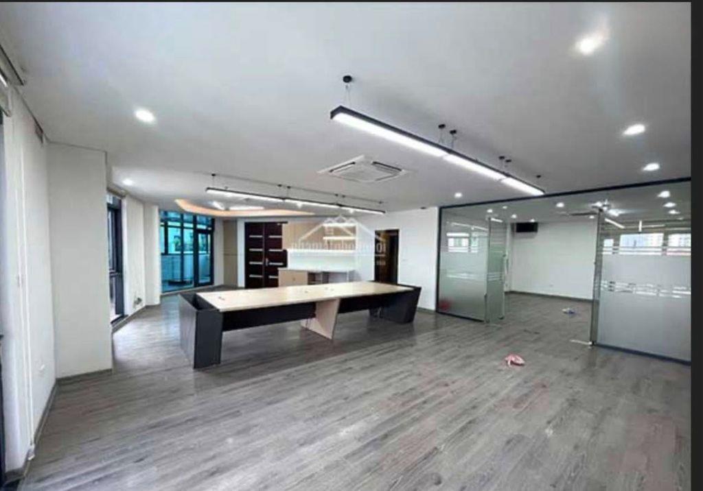 (TÒA VIP-2 MẶT TIỀN) Mặt Phố Dịch Vọng Hậu 157m/9Tầng/MT 20m 130 tỷ KD cực tốt - LH 0987881444