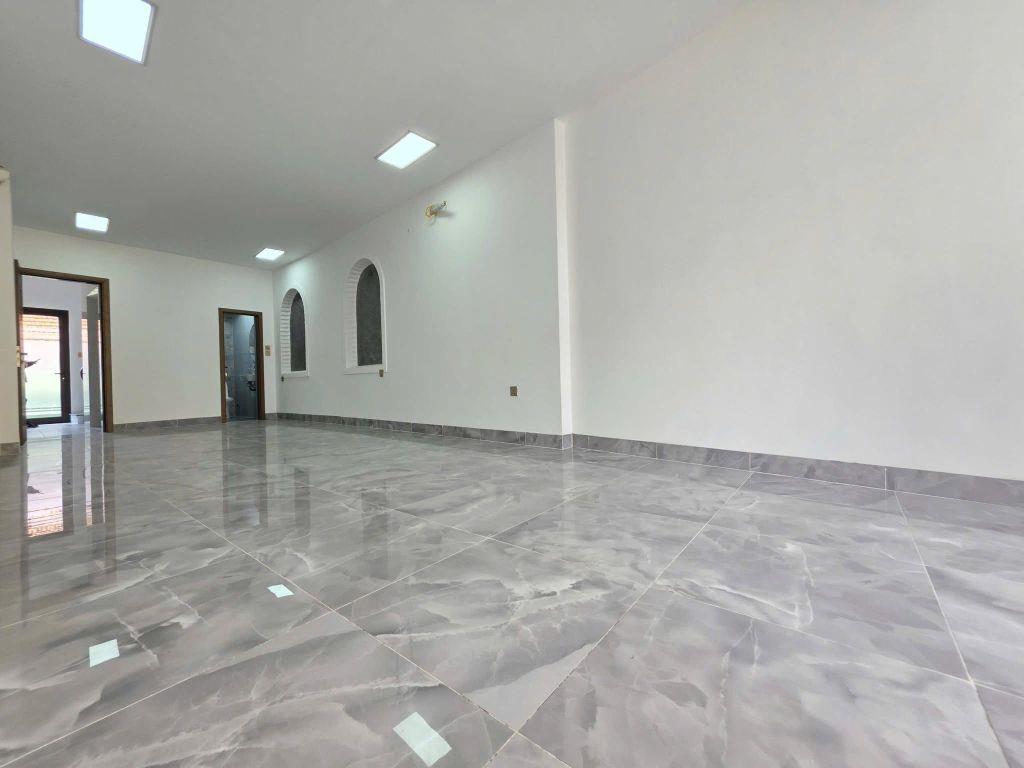 Bán nhà Mặt Phố Văn Chương: 52m/ 8T thang máy 21 tỷ, Mới đẹp, ở sướng, KD sầm uất  - LH 0987881444