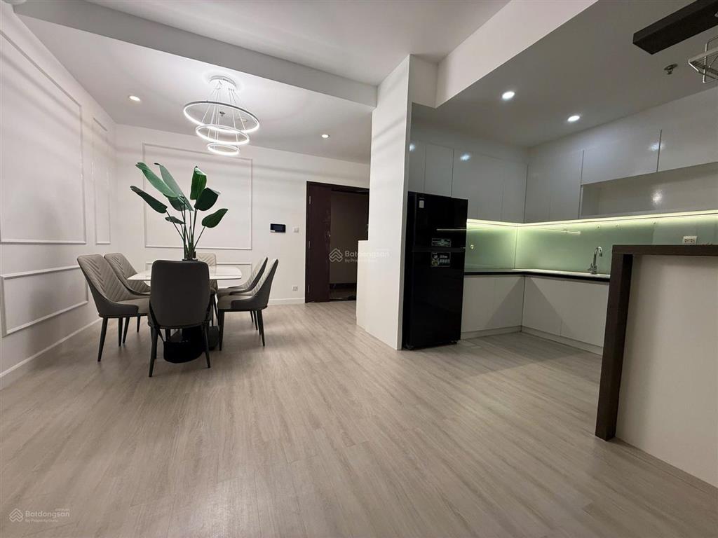 Ở liền 3pn sunrise city hàng hiếm, 25 tr/th, view bitexco