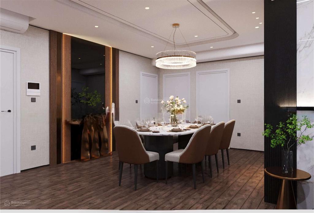 Căn 3pn, 162m2, 33tr tại sunrise city  ban công siêu to khổng lồ