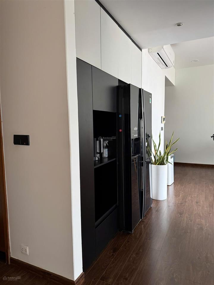 Hàng hiếm  còn sót lại  3pn sunrise city south  106 m2  căn góc 23 trd  vào ở ngay
