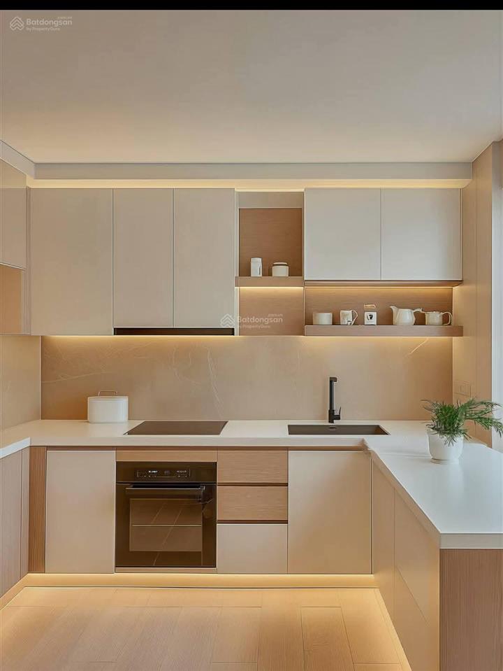 Sunrise city north, 124 m2, căn góc 2 ban công, view hoa hậu, hướng nam đón gió, 9.4 tỷ