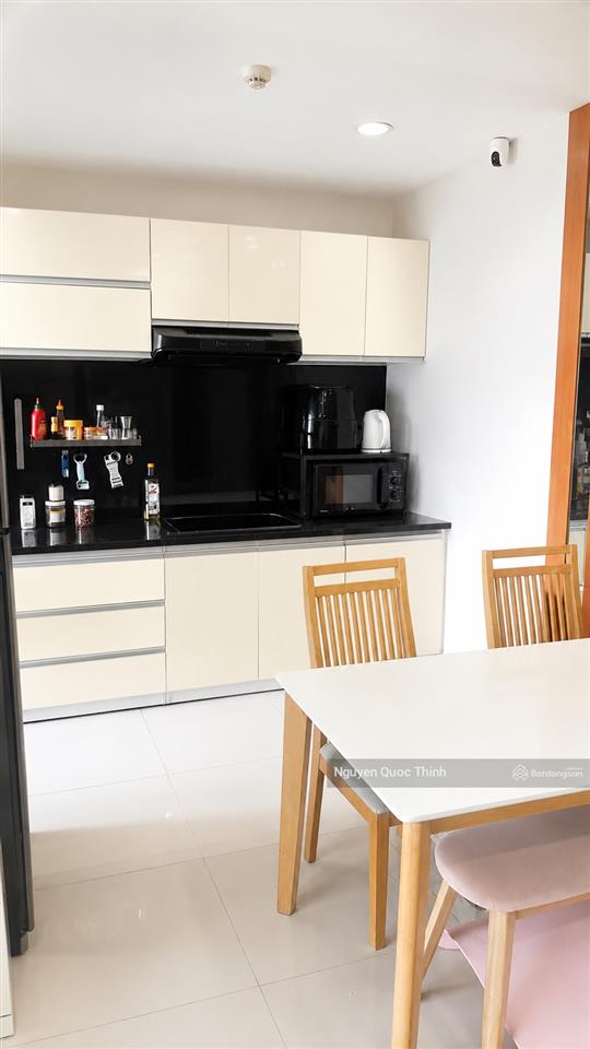 Cho thuê tại sunrise city 2pn, 17,5 triệu/th, 76m2, hàng hiếm