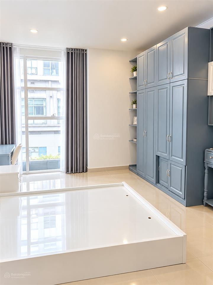 Cho thuê căn hộ studio 35.3m2, tại sunrise city north, 11 triệu/th