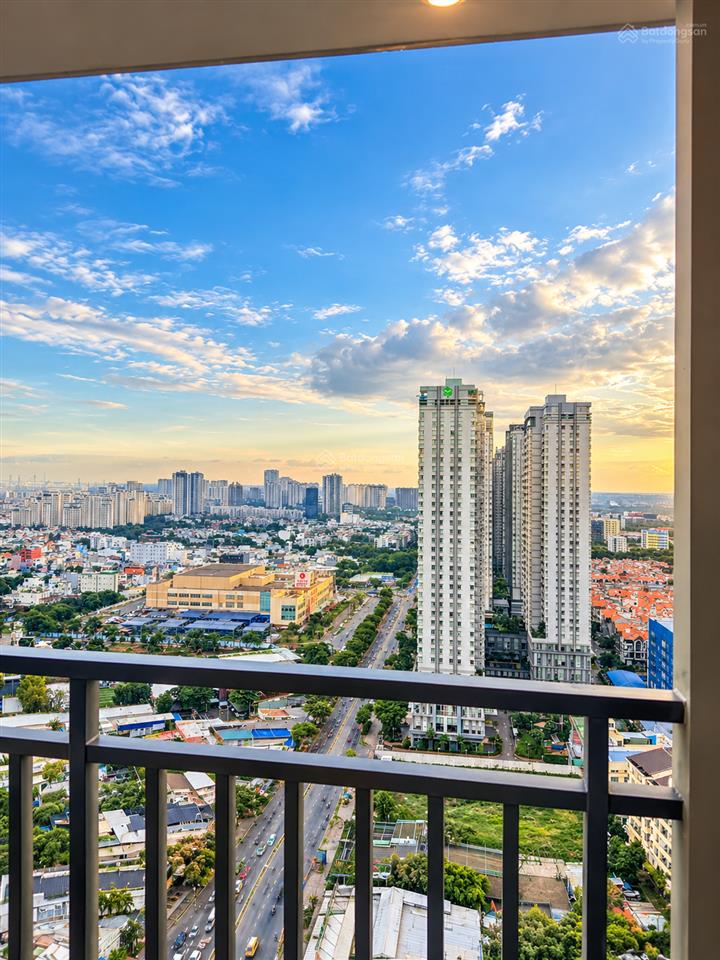 Cho thuê cc 76m2 tại sunrise city view, 18 triệu/th, 2pn, 2wc, full nội thất