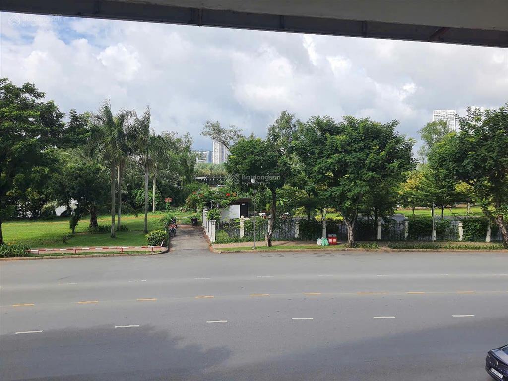 Bán rẻ shophouse đường nguyễn đức cảnh, dt 75m2 đang cho thuê ổn định, giá bán hòa vốn chỉ 9 tỷ
