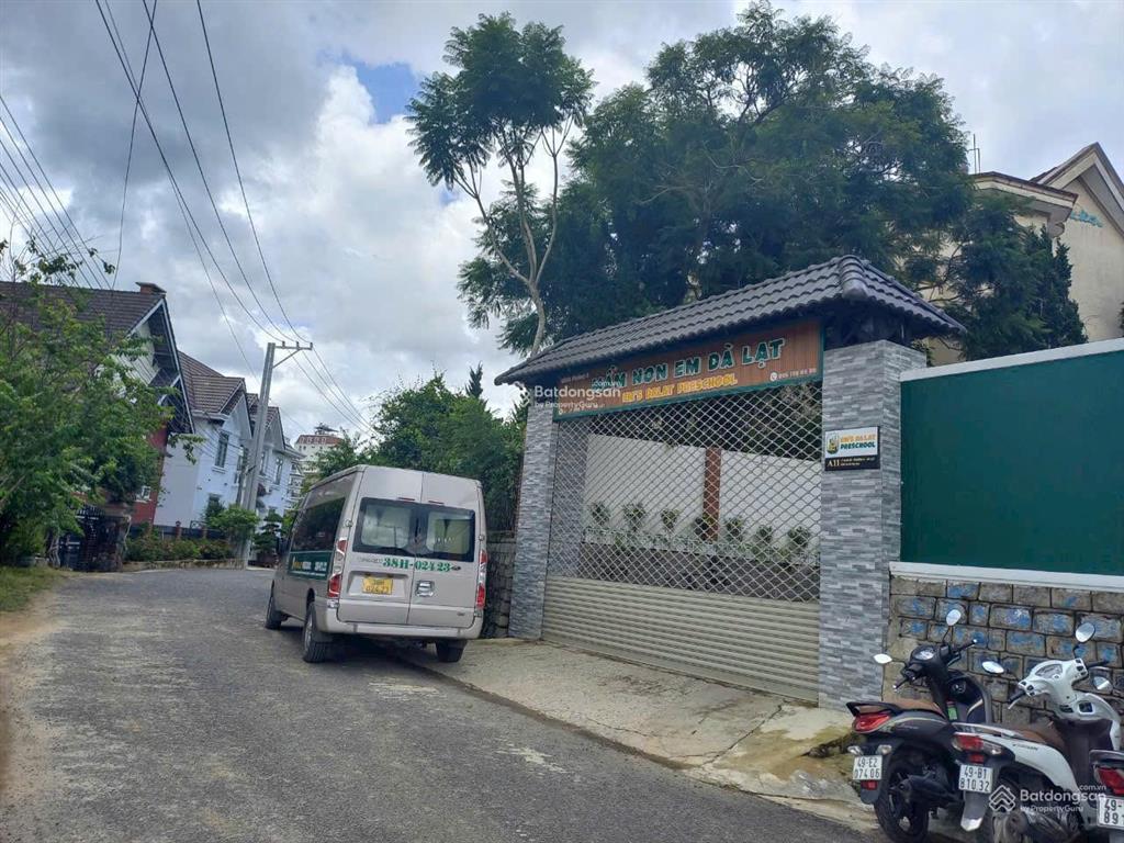 Bán rẻ chỉ 13.3 tỷ, giảm 4 tỷ lô đất biệt thự 406,7m2 đường lý nam đế  trung tâm thành phố đà lạt
