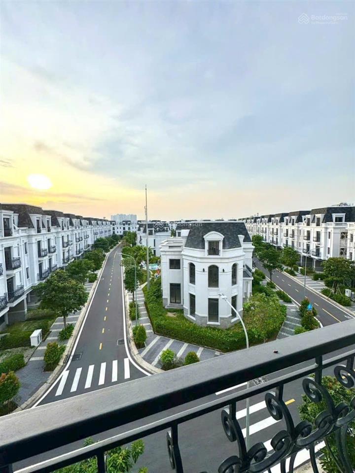 Giá đầu tư biệt thự khu compound amelie pmh, nhà thô, tiện ích đẳng cấp, có thang máy, chỉ 12,5 tỷ