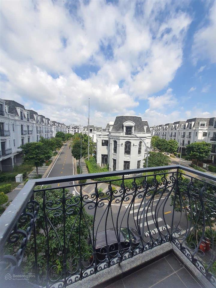 Giá đầu tư biệt thự khu compound amelie pmh, nhà thô, tiện ích đẳng cấp, có thang máy, chỉ 12,5 tỷ